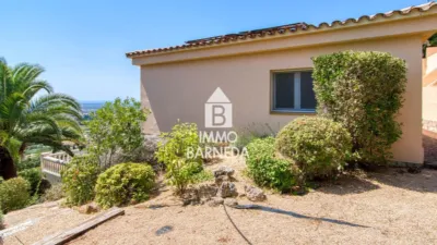 Chalet on Carrer d'Anglaterra, 203 photo 11