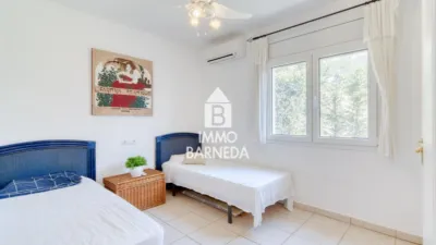 Chalet on Carrer d'Anglaterra, 203 photo 33