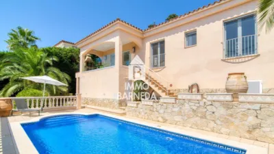 Chalet on Carrer d'Anglaterra, 203 photo 12