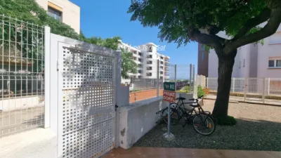 Apartment on Mare de Deu de Montserrat Street photo 25