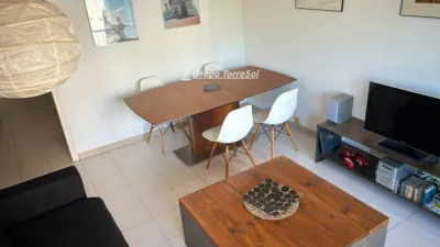 Apartment on Mare de Deu de Montserrat Street photo 18