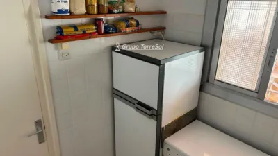 Apartment on Mare de Deu de Montserrat Street photo 31