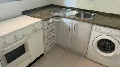 Apartment on Mare de Deu de Montserrat Street photo 35