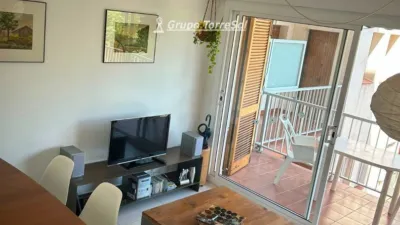 Apartment on Mare de Deu de Montserrat Street photo 53