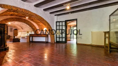Chalet on Carrer de Figueres, 6 photo 4