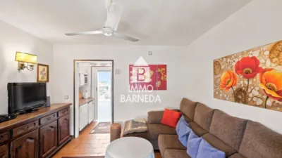 Apartment at Carles Fages de Climent Street, No. 1 photo 3