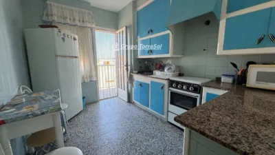 Top floor apartment on Avinguda de Cristóbal Sanz photo 13