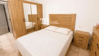 Ground-floor apartment on Carrer de Maria Antònia Salvà photo 11