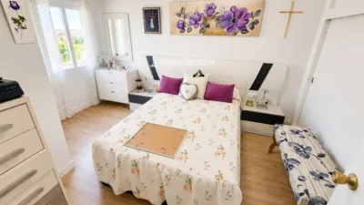 Apartment on Carrer del Sena photo 12