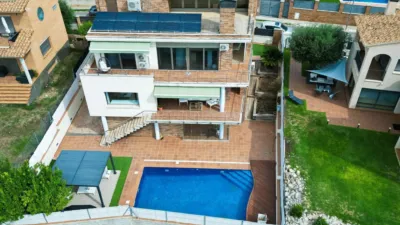 Chalet on Carrer de la Sanera, 7 photo 4