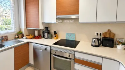 Apartment on Carrer de Joan Maragall photo 21