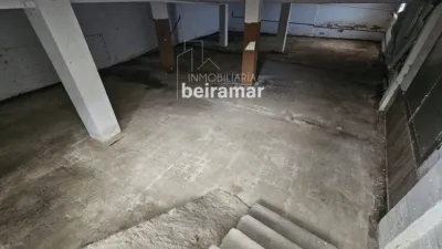 Local comercial en venta en Ribeira - Vista 3