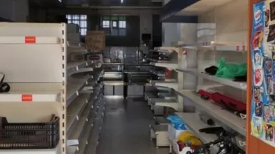 Local comercial en venta en Ribeira - Vista 5