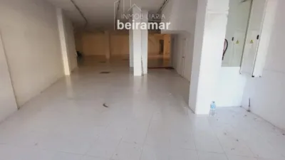 Local comercial en alquiler en Ribeira - Vista 4