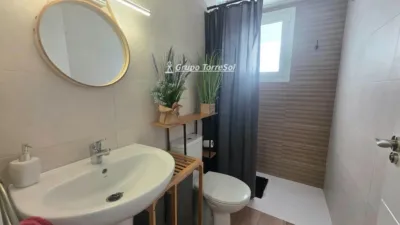 Semi-detached house in Carrer de Chipre photo 23