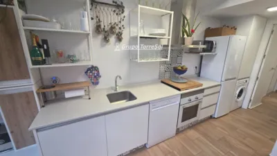 Semi-detached house in Carrer de Chipre photo 6