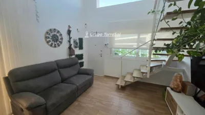 Semi-detached house in Carrer de Chipre photo 11