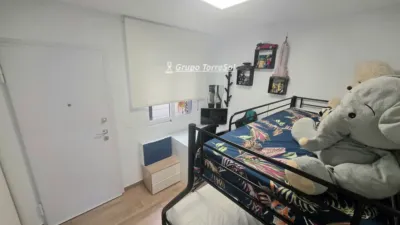 Semi-detached house in Carrer de Chipre photo 27