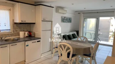Apartment at Carrer de Joanot Martorell, 5 photo 9