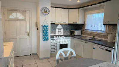 Apartment at Carrer de Joanot Martorell, 5 photo 13