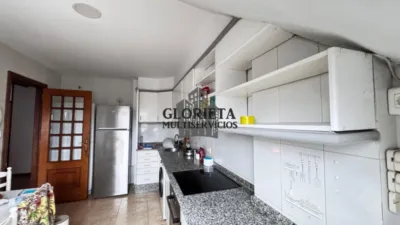 Top-floor apartment in Caldas de Reis (Town Centre) photo 7