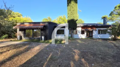 Chalet in Villafranca del Castillo photo 65