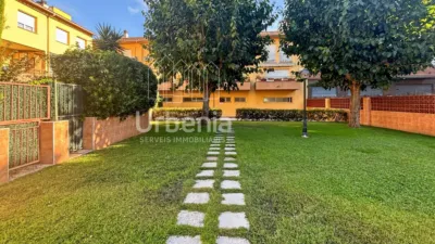 Duplex in Semi-Centre photo 36