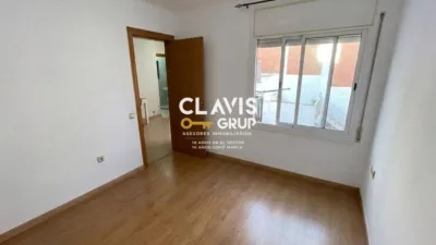 Flat on Carrer del Conveni photo 12