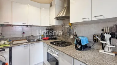 Duplex in Semi-Centre photo 12