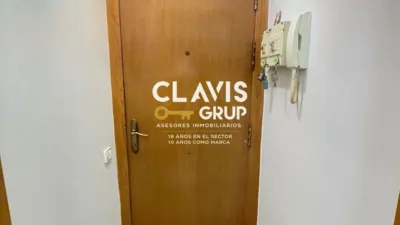 Flat on Carrer del Conveni photo 2