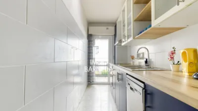 Apartment on Carrer de Bernat Metge, 3 photo 16