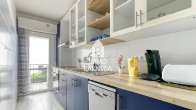 Apartment on Carrer de Bernat Metge, 3 photo 13
