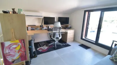 Duplex on Carrer de la Cossetània photo 33