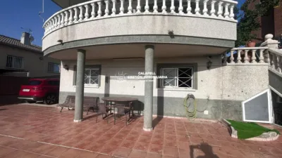 Chalet on Carrer Miquel Costa I Llobera photo 2
