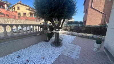 Chalet on Carrer Miquel Costa I Llobera photo 13