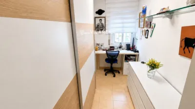 Ground floor flat on Carrer del Sena photo 13