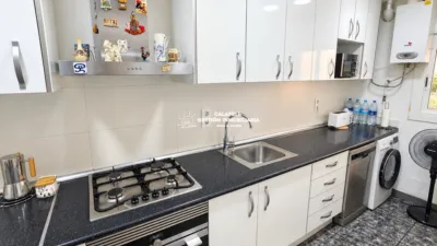 Ground floor flat on Carrer del Sena photo 11