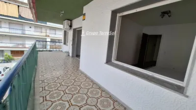 Flat on Carrer de les Vinyes photo 3