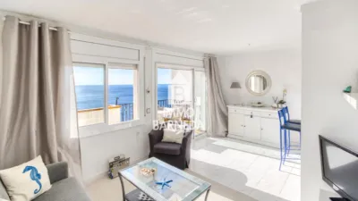 Apartment at Carrer de Joan Timoneda, 73 photo 4
