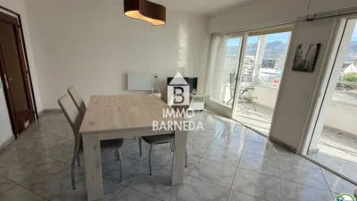 Apartment on Gola de L'Estany Street, No. 16 photo 13