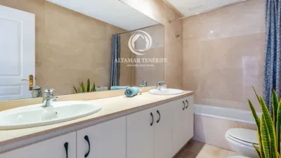 Apartment in Costa Adeje photo 12