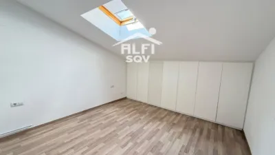 Duplex in the Centre photo 34