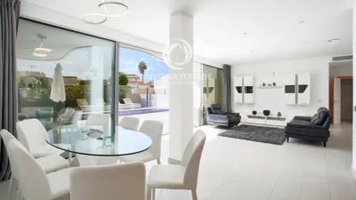 Villa in Costa Adeje photo 8