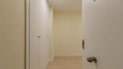 Apartment in 19005 photo 5