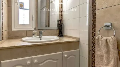 Townhouse for sale in Costa Adeje photo 31