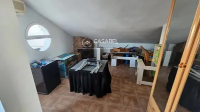 Duplex in La Carlota photo 9