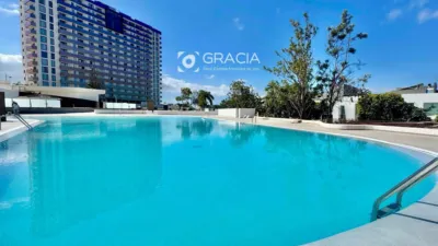 Piso en venta en Avenida Adeje 300, Callao Salvaje-Playa Paraíso-Armeñime (Adeje) de 209.000 €