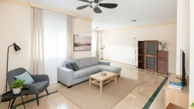 Chalet en venta en Calle Cerro Bufon, Número 15, Gójar de 299.900 €