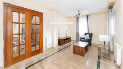 Chalet en venta en Calle Cerro Bufon, Número 15, Gójar de 299.900 €