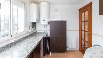 Chalet en venta en Calle Cerro Bufon, Número 15, Gójar de 299.900 €